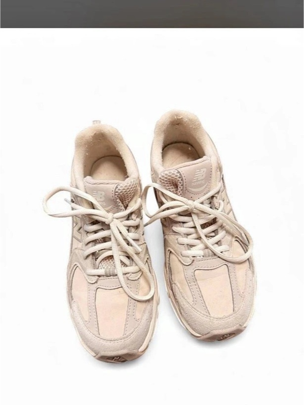 New Balance 9060 cream and white Sneakers - Picture 2 of 4